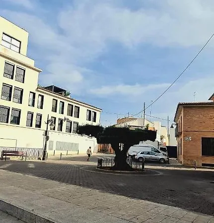 Grand - 8 Min To Center By Metro *